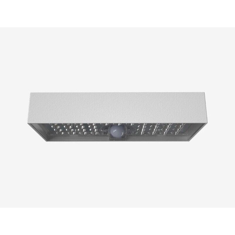 Aplique LED Solar de Parede c/ sensor MAXLED 6W Branco Luz Quente (3000K) IP65