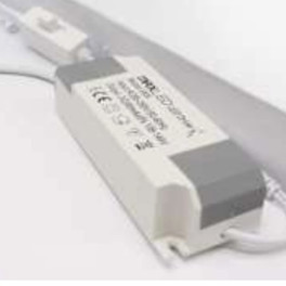 Painel LED Saliente MAXLED 36W Quadrado Branco IP44 CCT3 (3000K-4000K-6500K)